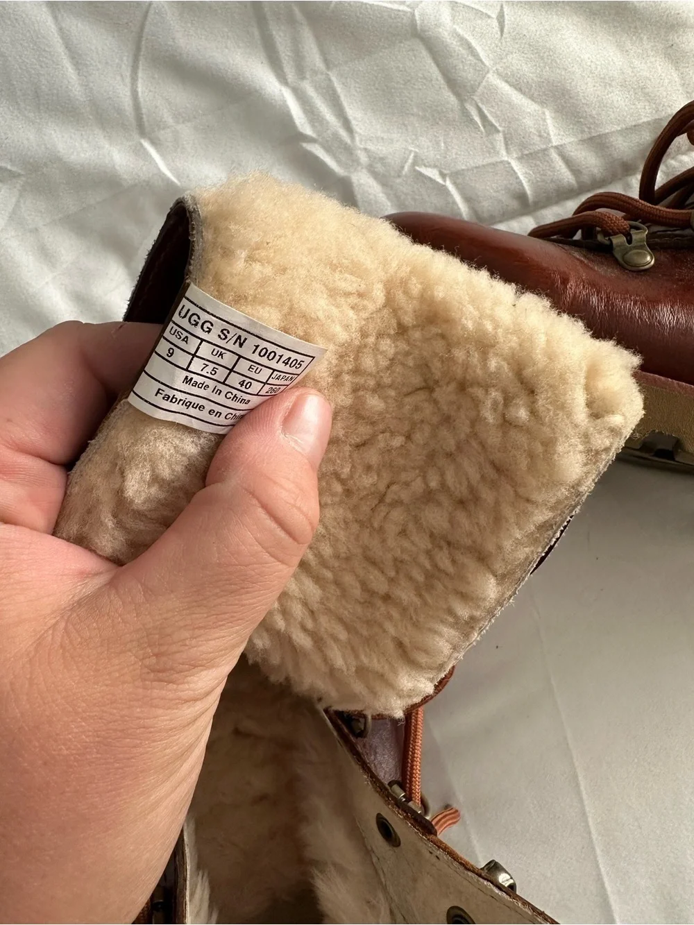 UGG chestnut brown
